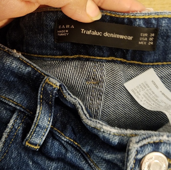 Brand new zara trafaluc Jean'short size 2 - Picture 4 of 6